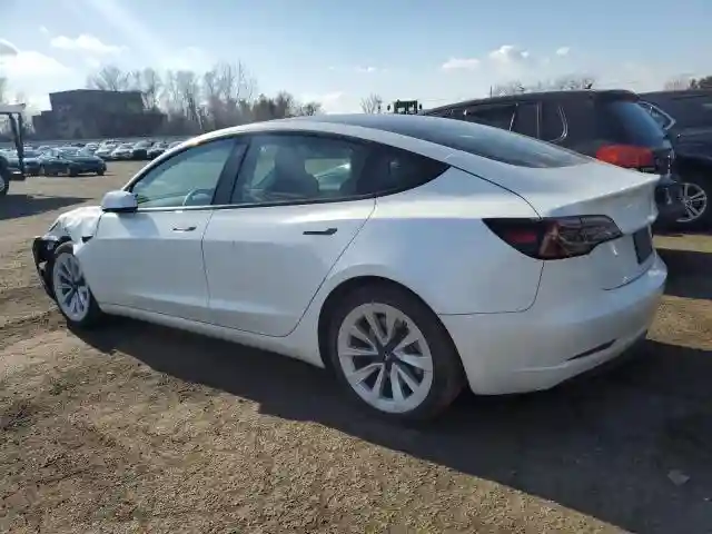 5YJ3E1EA2PF468460 2023 TESLA MODEL 3-1