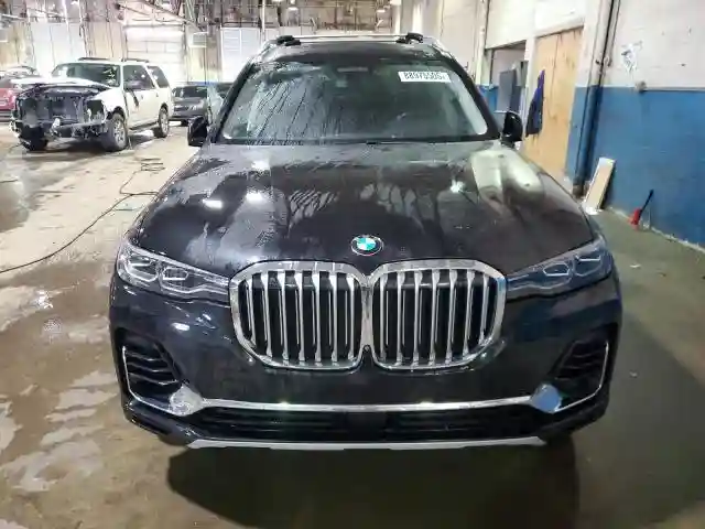 5UXCW2C59KL085810 2019 BMW X7-4