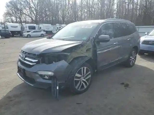 5FNYF6H92JB009499 2018 HONDA PILOT-0