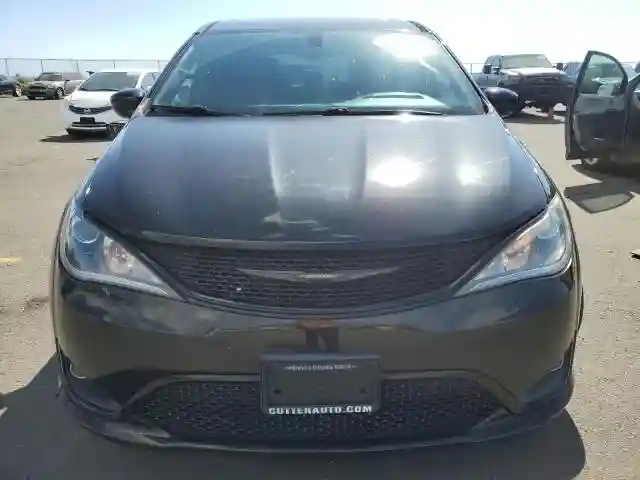 2C4RC1FGXKR567351 2019 CHRYSLER PACIFICA-4