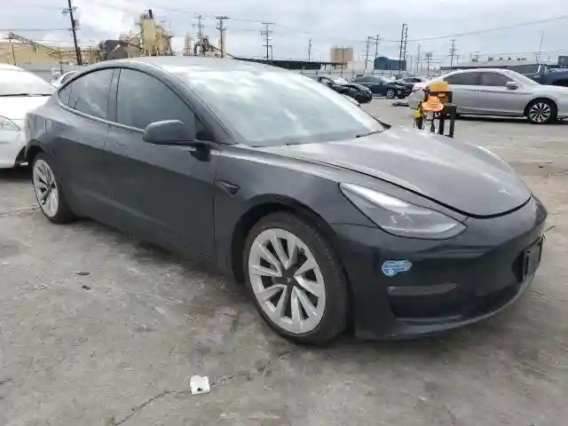 5YJ3E1EB4MF862370 2021 TESLA MODEL 3-3