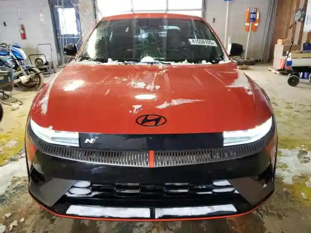 KM8KNDA85SU004705 2025 HYUNDAI IONIQ 5 N-4