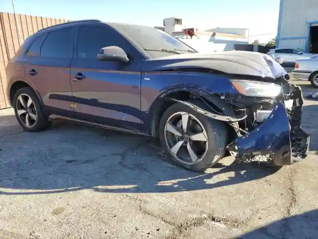 WA1FAAFY4N2007744 2022 AUDI Q5-3