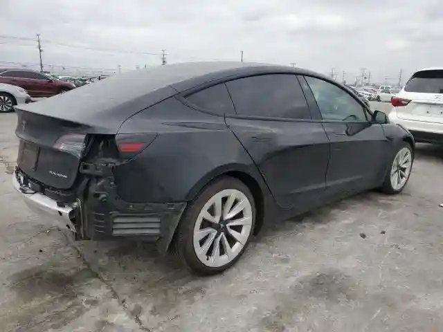 5YJ3E1EB4MF862370 2021 TESLA MODEL 3-2