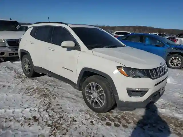 3C4NJCBB4JT488358 2018 JEEP COMPASS-3