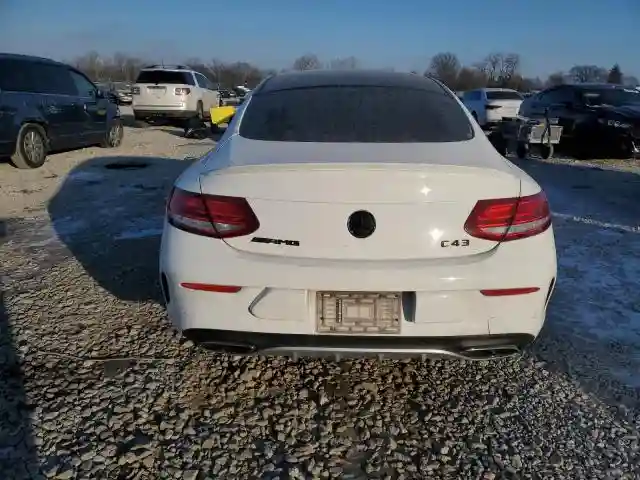 WDDWJ6EB2JF647251 2018 MERCEDES-BENZ C-CLASS-5