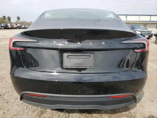 5YJ3E1EA5SF909555 2025 TESLA MODEL 3-5