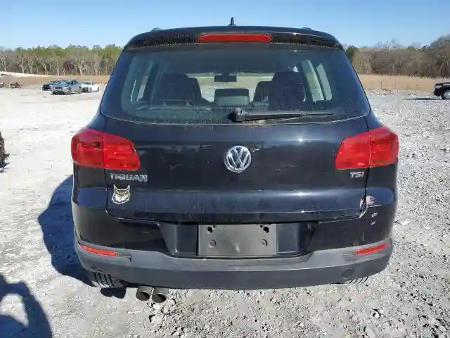 WVGAV7AX0HK023767 2017 VOLKSWAGEN TIGUAN-5