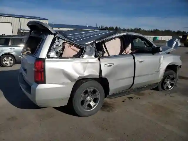 1GNSKAKC8JR349329 2018 CHEVROLET TAHOE-2