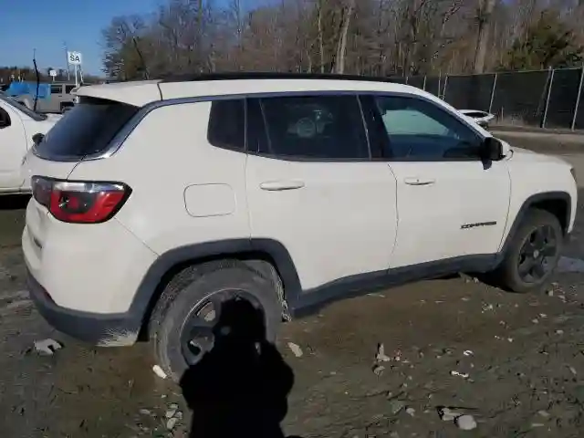 3C4NJDBB4KT690639 2019 JEEP COMPASS-2