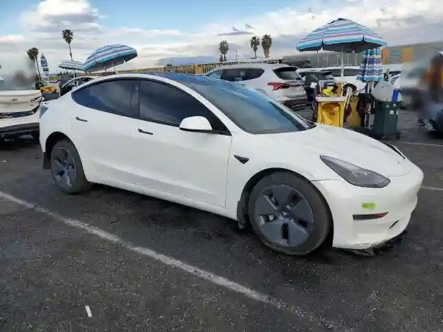 5YJ3E1EA7NF307034 2022 TESLA MODEL 3-3
