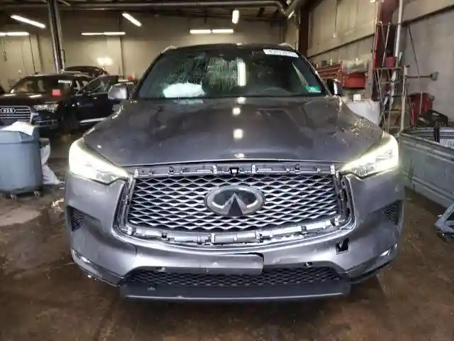 3PCAJ5M31KF116055 2019 INFINITI QX50-4