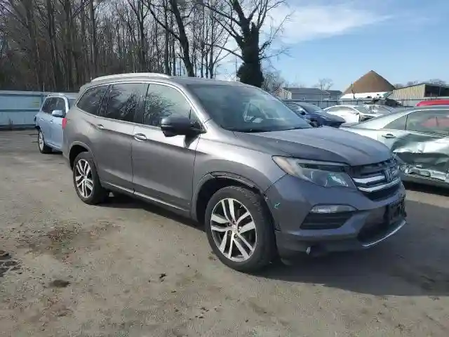 5FNYF6H92JB009499 2018 HONDA PILOT-3