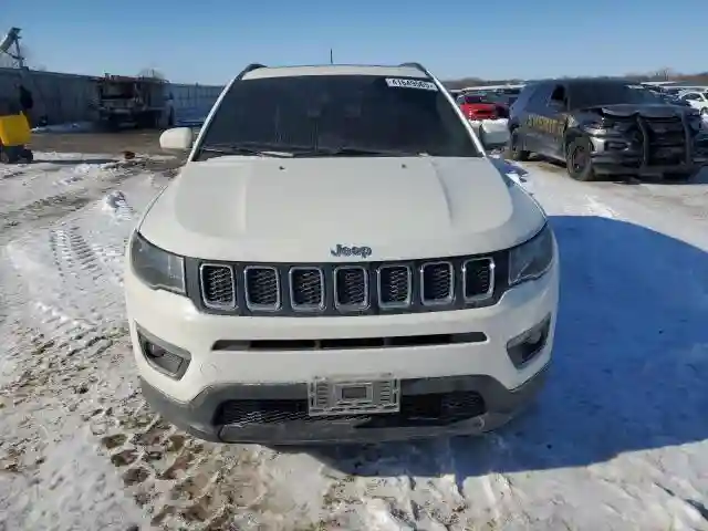 3C4NJCBB4JT488358 2018 JEEP COMPASS-4