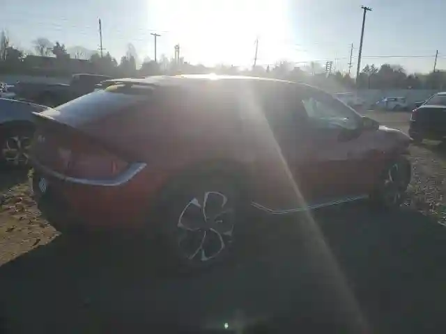 KNDC3DLC7R5211410 2024 KIA EV6 LIGHT-2