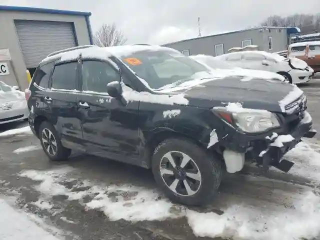 JF2SJABC4HH477211 2017 SUBARU FORESTER-3
