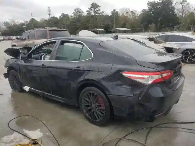 4T1G11AK8LU368629 2020 TOYOTA CAMRY-1