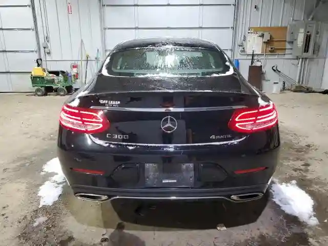 WDDWJ4KB8JF695992 2018 MERCEDES-BENZ C-CLASS-5