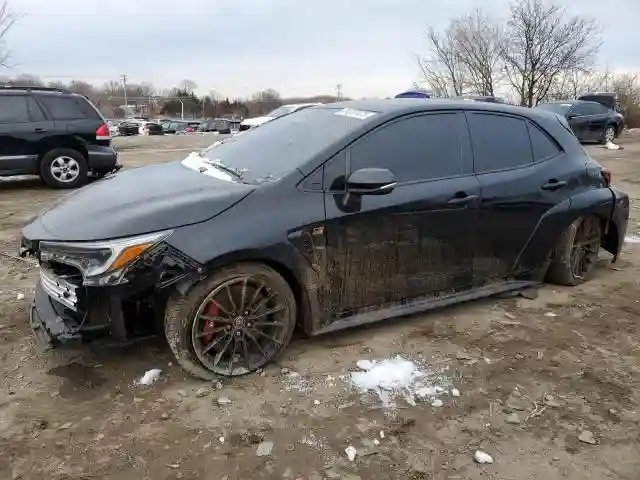 JTNABAAE6PA006156 2023 TOYOTA GR COROLLA-0