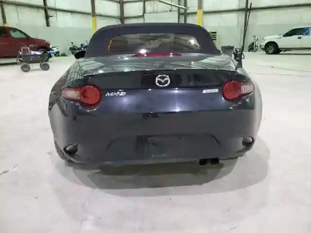 JM1NDAB78H0123258 2017 MAZDA MX5-5