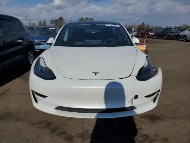 5YJ3E1EA2PF468460 2023 TESLA MODEL 3-4