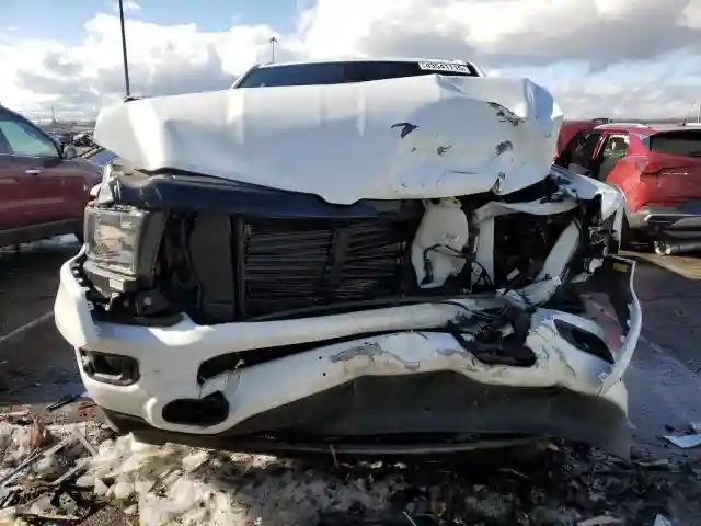 1C6SRFFT2RN184402 2024 DODGE RAM 1500-4
