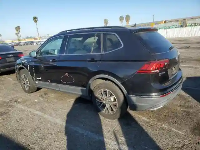 3VV3B7AX4JM020652 2018 VOLKSWAGEN TIGUAN-1