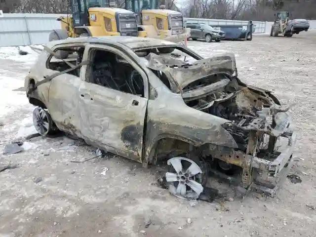 KL7CJRSB2FB055749 2015 CHEVROLET TRAX-3
