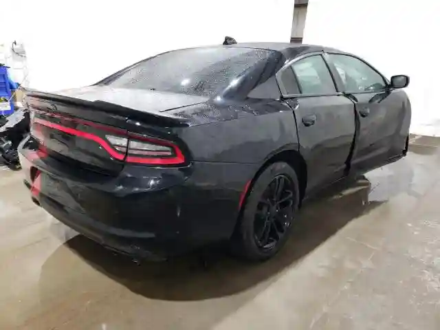 2C3CDXJG2JH235555 2018 DODGE CHARGER-2