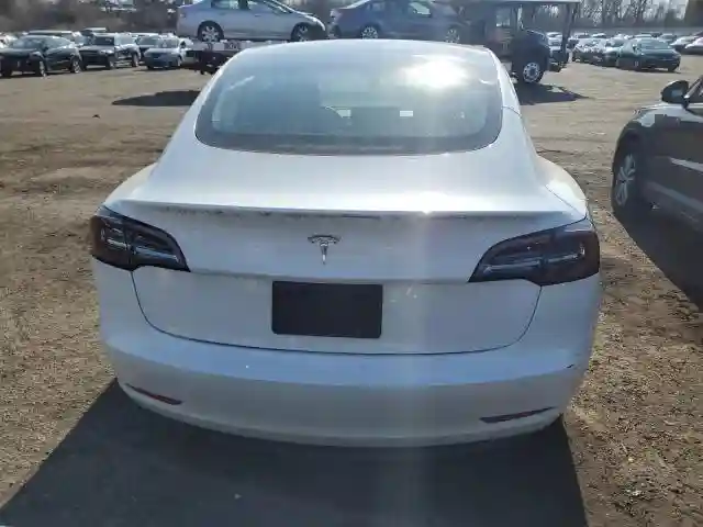 5YJ3E1EA2PF468460 2023 TESLA MODEL 3-5