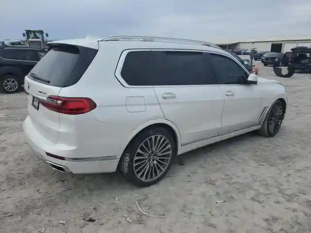 5UXCW2C08M9F73170 2021 BMW X7-2