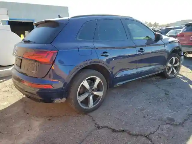 WA1FAAFY4N2007744 2022 AUDI Q5-2