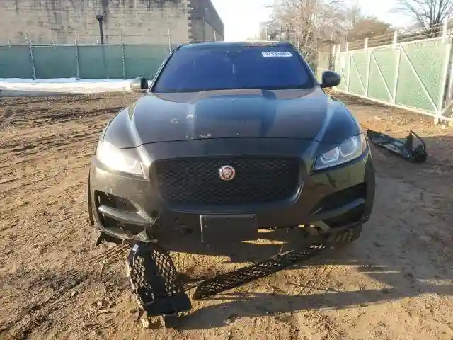 SADCJ2FX0LA660942 2020 JAGUAR F-PACE-4