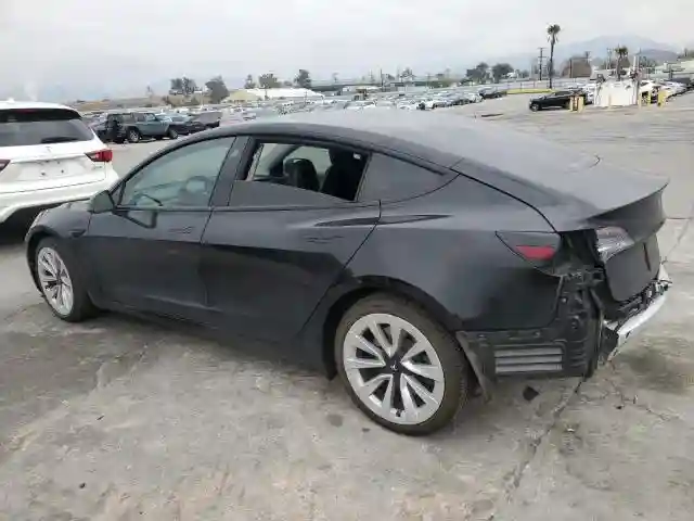 5YJ3E1EB4MF862370 2021 TESLA MODEL 3-1