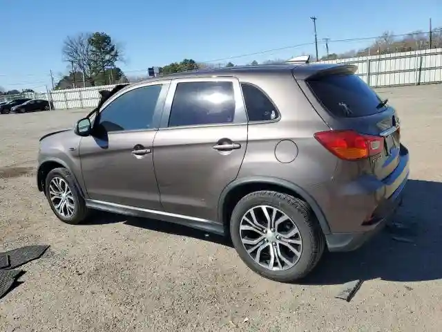 JA4AP3AU8JU024585 2018 MITSUBISHI OUTLANDER-1