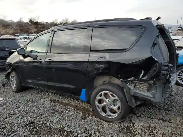 2C4RC3GG4PR570425 2023 CHRYSLER PACIFICA-1