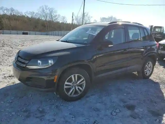WVGAV7AX0HK023767 2017 VOLKSWAGEN TIGUAN-0