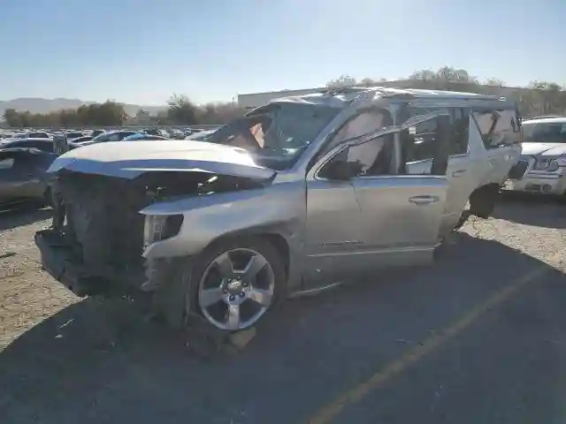 1GNSKJKC3HR126366 2017 CHEVROLET SUBURBAN-0