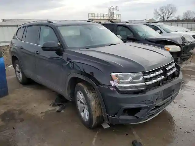 1V2CR2CA0JC565950 2018 VOLKSWAGEN ATLAS-3