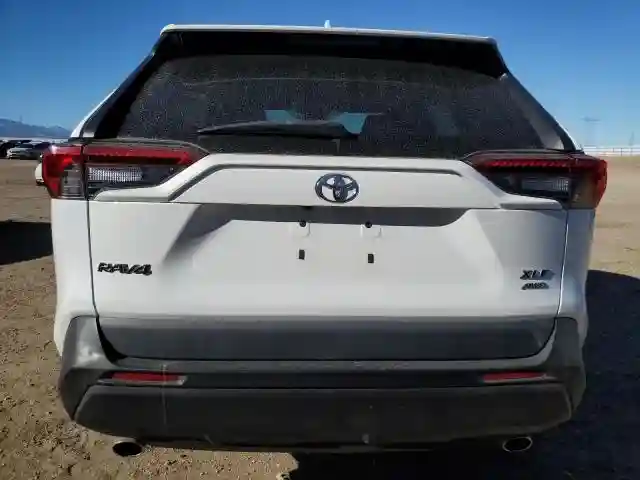 2T3P1RFV1MW211986 2021 TOYOTA RAV4-5