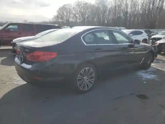 WBAJA7C55KWW18669 2019 BMW 5 SERIES-2