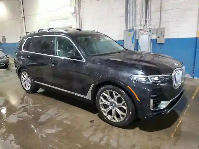5UXCW2C59KL085810 2019 BMW X7-3