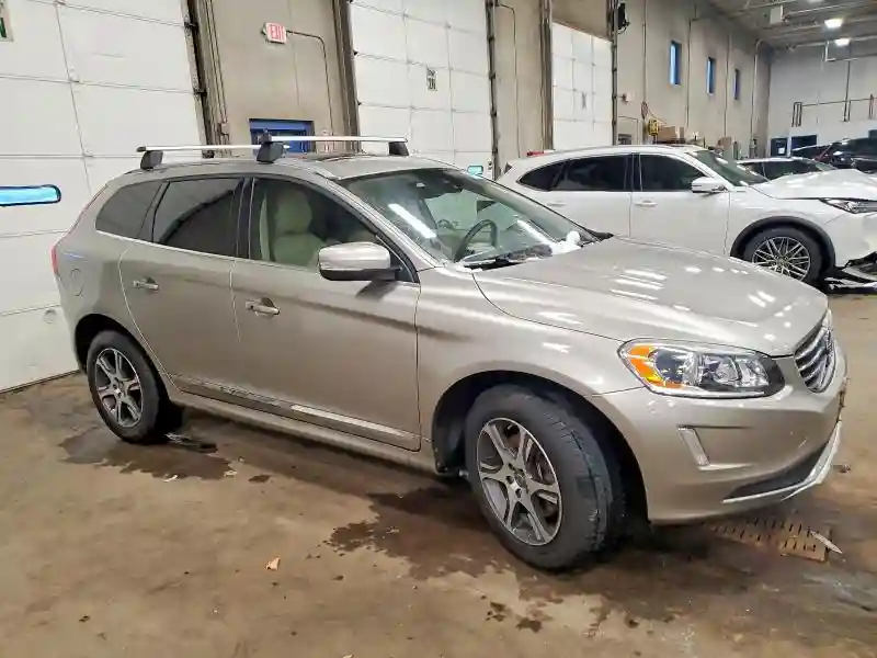 YV4902RK0F2635155 2015 VOLVO XC60-3