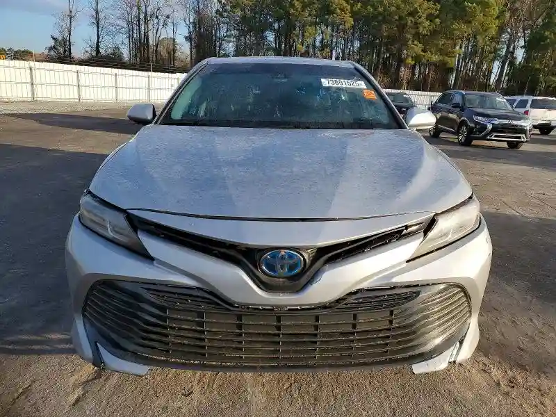 4T1B31HK0KU511467 2019 TOYOTA CAMRY-4
