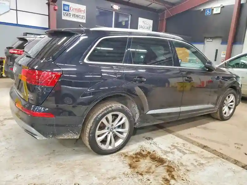 WA1LAAF78JD030386 2018 AUDI Q7-2
