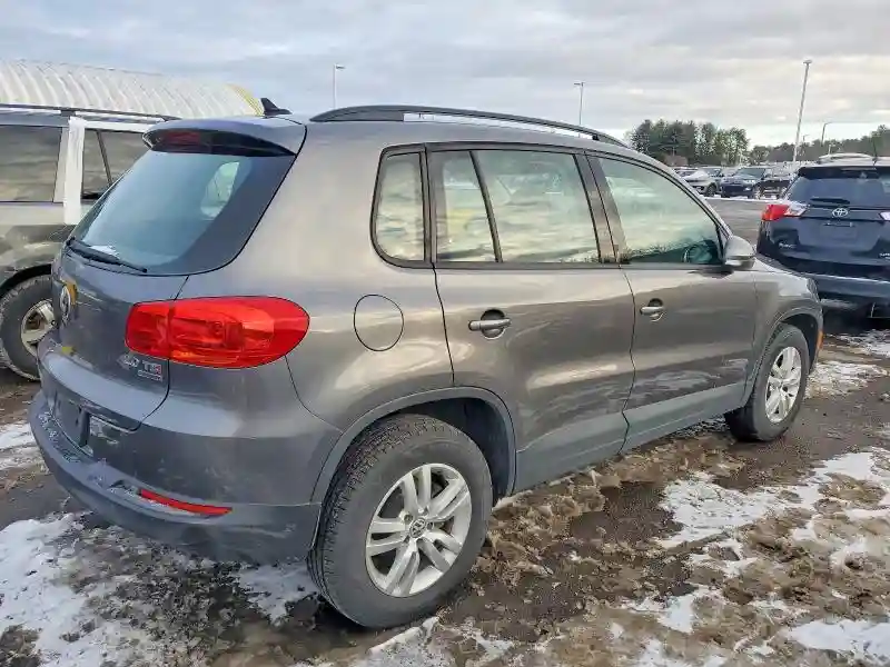 WVGBV7AX3FW550065 2015 VOLKSWAGEN TIGUAN-2