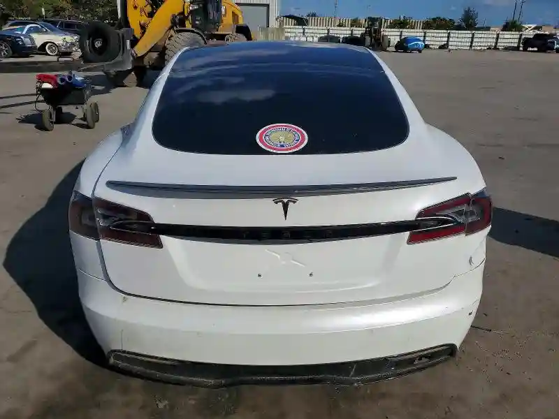 5YJSA1E60MF437237 2021 TESLA MODEL S-5