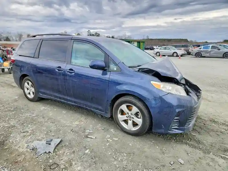 5TDKZ3DC0JS945758 2018 TOYOTA ALL MODELS-3