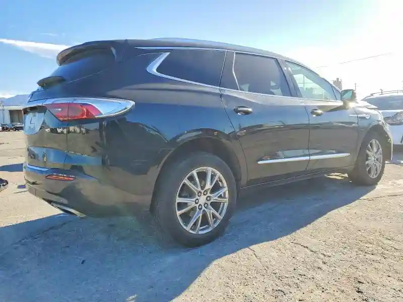 5GAEVBKW4NJ134064 2022 BUICK ENCLAVE-2