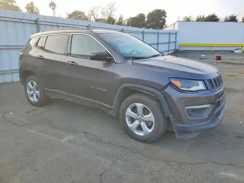 3C4NJDBB4LT131982 2020 JEEP COMPASS-3